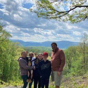 Meet your Posher, Chrissy